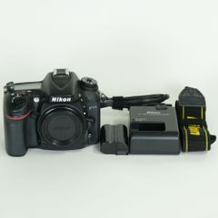 美品・低ショット Nikon D7200 18-140 VR MB-D15セット - メルカリ