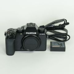 フジフィルム FUJIFILM X-S10 ボディ 0183 - メルカリ