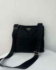 PRADA プラダ コミックプリント クロスボディバッグ テスートナイロン 