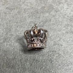 nitraid クラウン型ピアス ピンk18 金　銀　王冠　純金18　ゴールド nitraid クラウン型ピアス ピンk18 金 銀 王冠 純金18 ゴールド - メルカリ