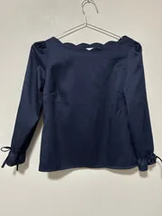 ☆125☆  tocco closet ネイビートップス　袖口リボン　M〜Lのサムネイル