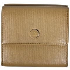 CHANEL 二つ折り財布 ココマーク ベージュ - メルカリ