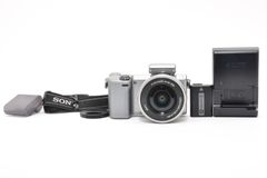 ソニー SONY α NEX-5R E PZ 16-50mm ズームレンズキット - メルカリ