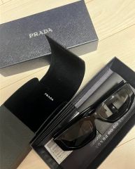 PRADA PR26ZS シンボル ラウンド型サングラス ブラック ケース付き