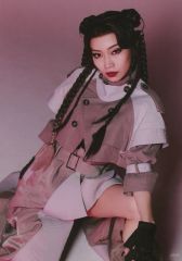 [중고] 원시 사진(여성) 타노 유카(텐토 기이치카)/무릎 위·캐릭터 샷/무대 [히프노시스 마이크 -Division Rap Battle- Rule the Stage -Ideal and Reality-]솔로 브로마이드