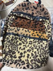 あちゃちゅむ.ムチャチャのユニークデザイン リュック・バックパック