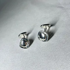 美品 希少 HERMES エルメス 鏡面スターリングシルバー SV925&くり抜きデザイン ヴィンテージ カフス カフリンクス ボタン メンズのサムネイル