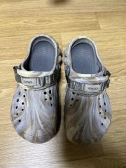 激レア CROCS サンダル Crocskin クラシック ワニ クロコダイル - メルカリ