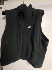 Nike XL フリースベスト 黒/オリーブ - メルカリ