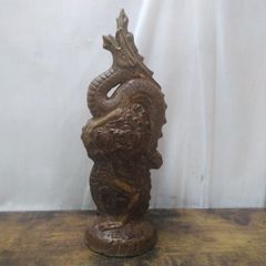 バリ島 木彫り 壁掛け レリーフ 龍と人物 骨董・アンティーク - メルカリ