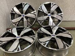 SK5フォレスターSTIスポーツ18インチ純正ホイール2本新車外し スバル SK5 STIスポーツ フォレスター純正 18インチアルミホイール 2本