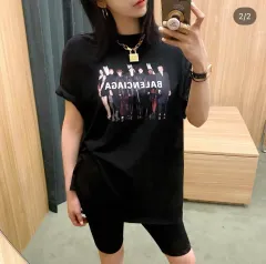 バレンシアガ ブラック Tシャツのサムネイル