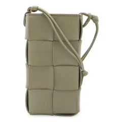 BOTTEGA VENETA ボッテガ ヴェネタ カセット マキシイントレチャート ショルダーバッグ ポシェット フォンポーチ レザー ライトカーキ系 730541
