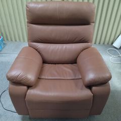 値引きします)ニトリ 電動リクライニングソファ 1人掛け キャメル 本革