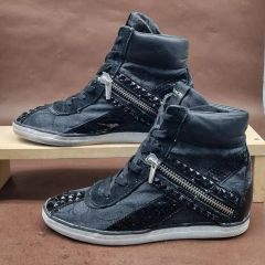 ASH Limited Edition ハイカットスニーカー ブラック 39 - メルカリ