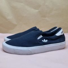 美品 adidas COURT RALLYE SLIP コアブラックFY4551 - メルカリ