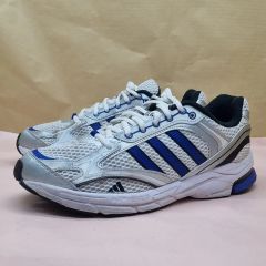 アディダス/PYV702001/ランニングシューズ/通気性/Y2K/26.5cm - メルカリ