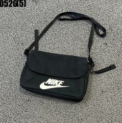 Nike Black Messenger Bag Crossbody Bag 0526