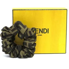     中古 美品 フェンディ シュシュ 髪留め Aランク ズッカ柄 ブラウン ナイロン レディース FENDI 【送料無料】【西神店】のサムネイル