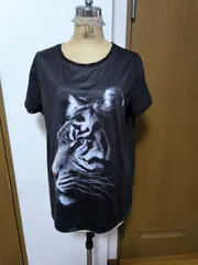 トラ顔　Tシャツ　黒　クリスタル加工入り　１3号のサムネイル