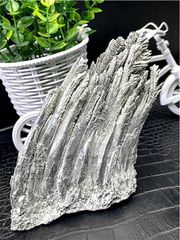 AAA級天然レインボー水晶丸玉YT11B1/260B13C - メルカリ