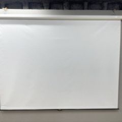 狭い部屋でも100インチ超えの大画面 Sakawa プロジェクター 本体