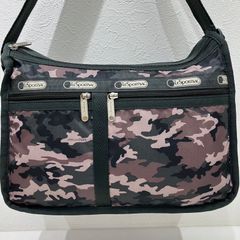 LeSportsac ケビンデヴァイン美品 大きなメッセンジャーバック黒スカル 