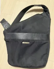 FERRAGAMO フェラガモ ブラック ショルダーバッグ クロスバッグ