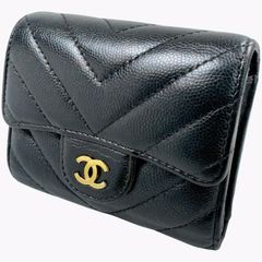 近年モデル・美品】CHANEL シャネル19 ディズヌフ コンパクト 三つ折り