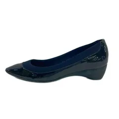 FERRAGAMO/SalvatoreFerragamo(サルバトーレフェラガモ) パンプス 6 1/2 D レディース - 黒 レザー