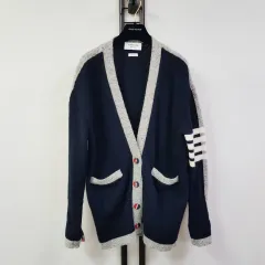 正規品)トム・ブラウン 4バー レディース モヘア オーバーサイズ Vネック カーディガン FKC476Aのサムネイル