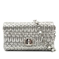 ほぼ未使用 miu miu ナッパクリスタル ショルダーバッグ - メルカリ