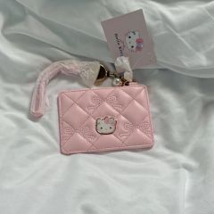 HELLO KITTY ハローキティ 新品 名刺入れ 牛革製 ピンク 定価1万超