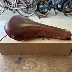 BROOKS（ブルックス）B17スペシャルHONEYハニーTITANチタンレール