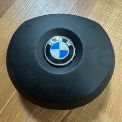 フォルクスワーゲン ステアリングパッド レザー調 未使用 - メルカリ