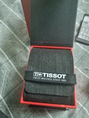 訳あり 稼働良品】TISSOT （T-スポーツ？）＋FOSSIL缶時計BOX - メルカリ
