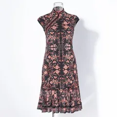 極美品 VIVIENNE TAM(ヴィヴィアンタム　パワーネット　ワンピース４０のサムネイル