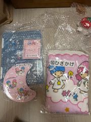 新品未使用 フェイスタオル ポーチ リップケース アクリルキーホルダー 
