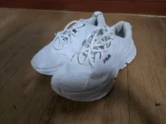 FILA フィラ/レディース/スニーカー/スニーカー/正規品/傷なしのサムネイル