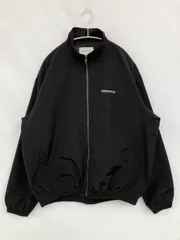 thisisneverthat ディスイズネバーザット ブルゾン S ブラック バックプリント ブランドロゴ ショート丈 フードなし ジップアップ メンズのサムネイル