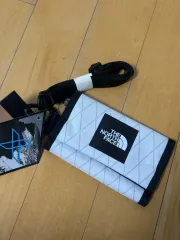 新品) THE NORTH FACE ザノースフェイス 財布のサムネイル