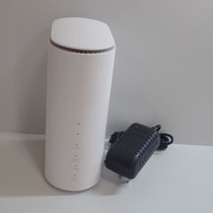 ZTE ZTR02 Wi-Fiルーター ホワイト 通電確認のみ 現状渡し - メルカリ