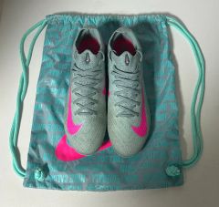 マーキュリアルスーパーフライ7 SE ナイキサッカースパイク ハイパーヴェノム マーキュリアルスーパーフライ7 SE ナイキサッカースパイク ハイパー