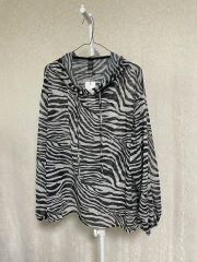 ゼブラ柄 長袖シャツ パジャマシャツ | Mercari