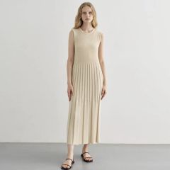 新品OMノースリーブロングワンピース♡プリーツプリーズでは✖️オフ 