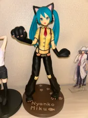 にゃんこ 初音ミク フィギュア