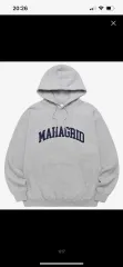 マハグリッド フードTシャツ VARSITY LOGO Sのサムネイル