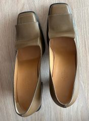 HERMES] エルメス デアレザースニーカー厚底 白 35 21.5〜 22 - メルカリ