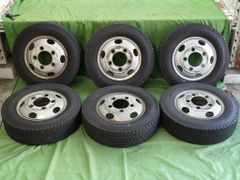 カムロード スタッドレスタイヤセット185/75r15 ブリヂストン
