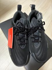 Hyein Seo × Nike Ava Rover 